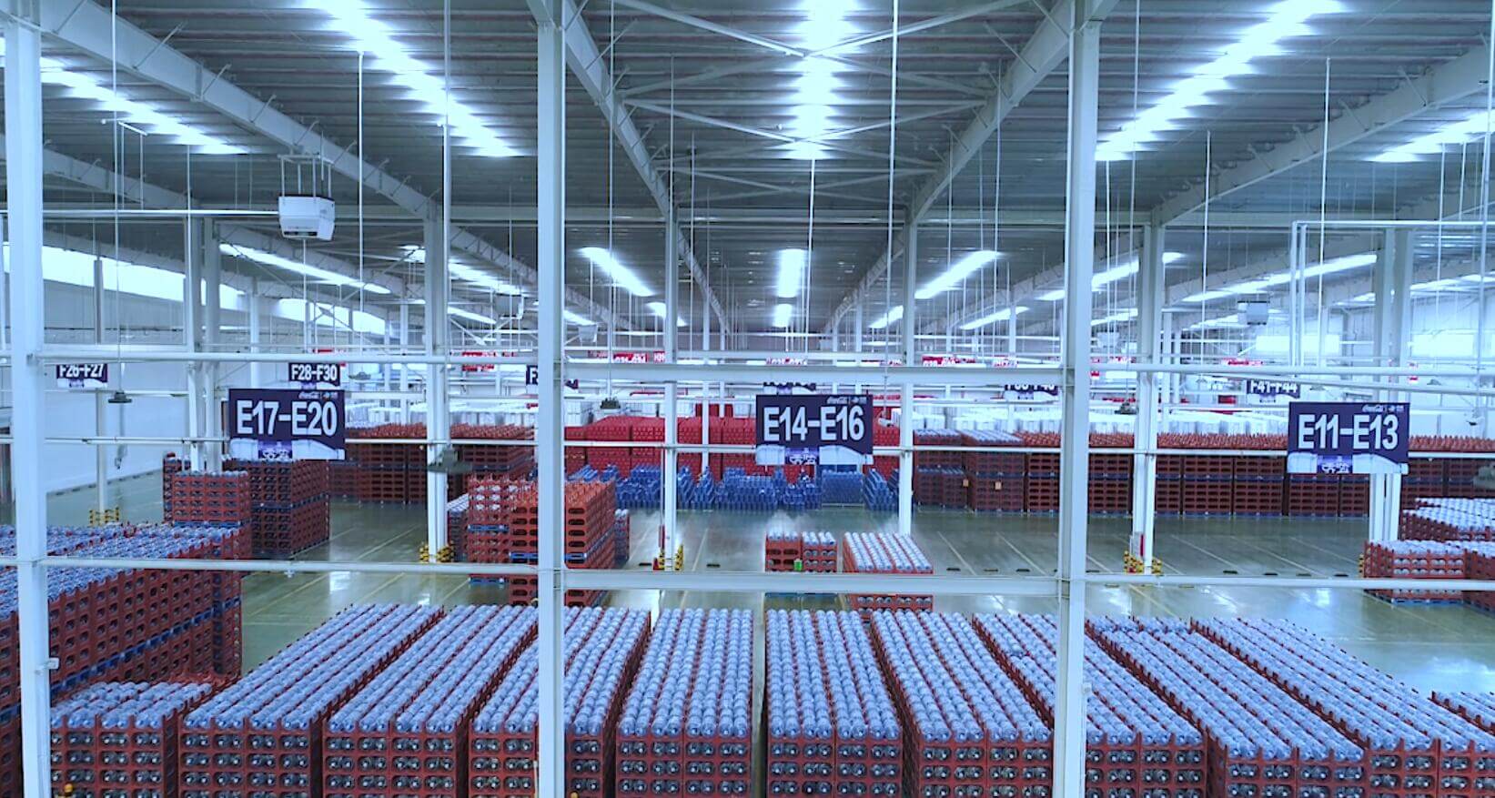 可口可樂(lè)生產(chǎn)車(chē)間